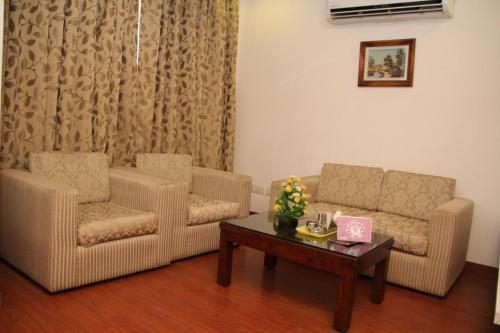 Hotel Asian Suites
