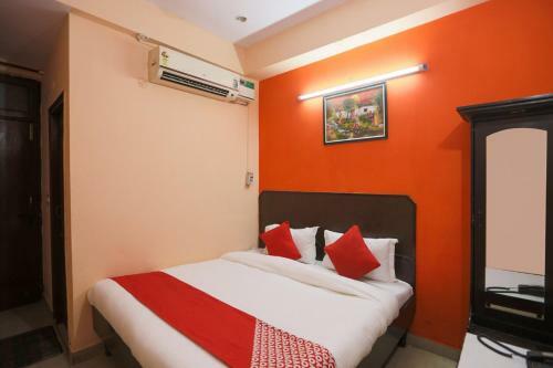 Oyo 82609 Hotel Moonlight