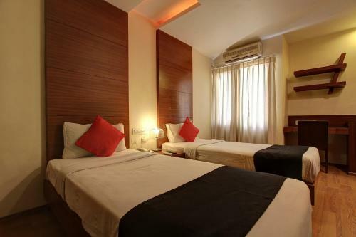 Hotel Capital O 81242 Sunny Residency