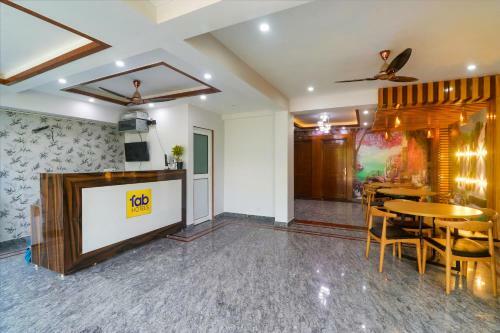Fabhotel Star Corporate Suite