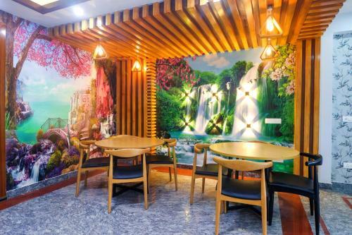 Fabhotel Star Corporate Suite