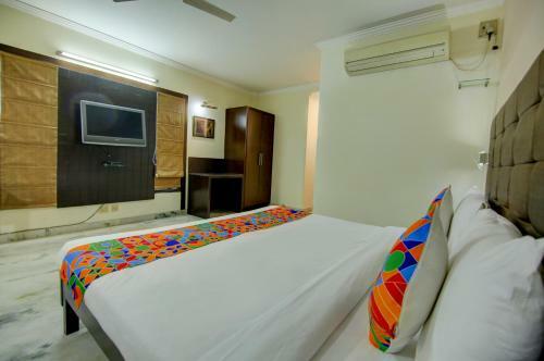 Fabhotel Staywell