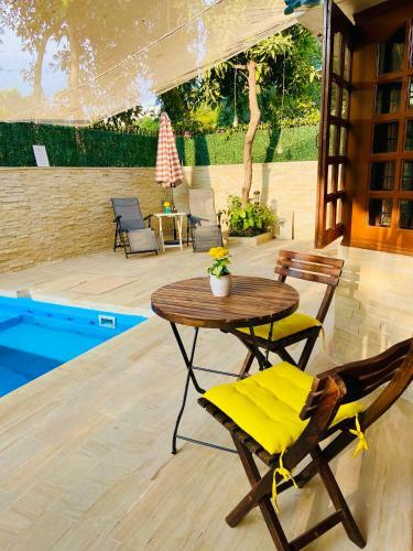 Roshani Pool Villa