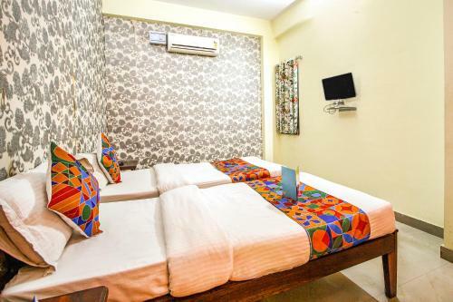Hotel Fabexpress Utsav Villas