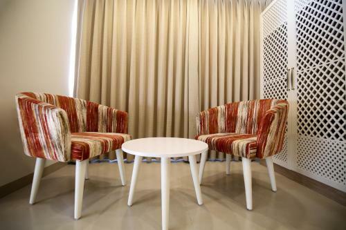 Hotel Ratangarh Palace