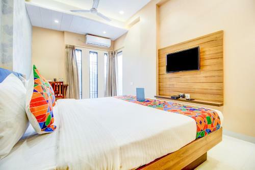 Fabhotel 7th Crossing