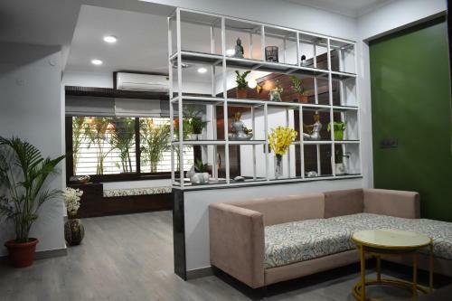 Shanti Villas - Luxury Home Stay Apartment