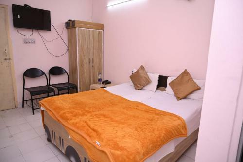 Hotel Konark & Restaurant