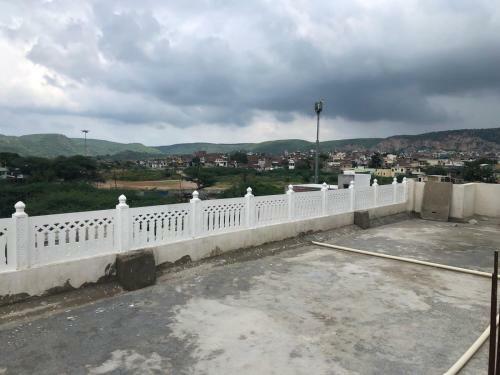 Apartamento Lovely 2 Bhk Appartement With Rooftop