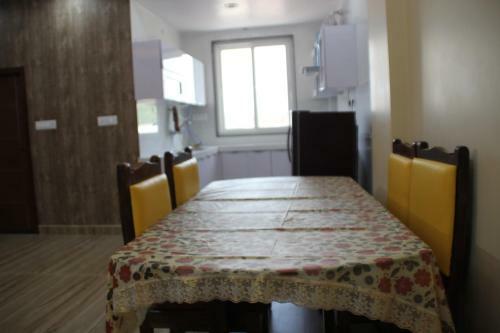 Apartamento Lovely 2 Bhk Appartement With Rooftop