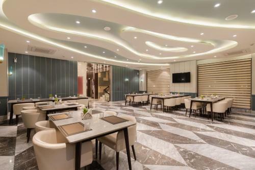 Hotel Elite Park Inn