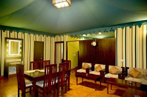 Hostal Suryansh Outhouse
