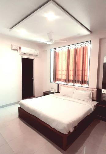 Dmk Palace Hotel