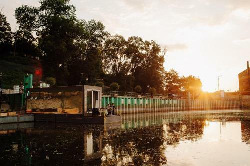 Lovely Floating House In A Romantic Little Town