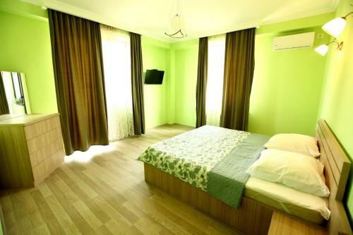 Apartamento Irakli's Rooms