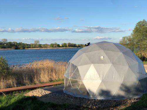 Nglamping