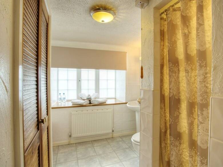 Hostal Tinhay Mill Guest House