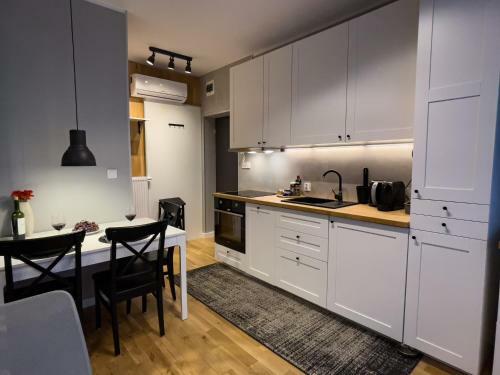 Urabn Apartments Studio Nr 2a Dla 1-2 Os�b Chorz�w Katowice