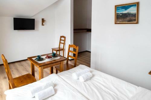 Bed & Breakfast Cisna Chata