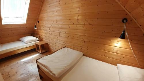 Lodge Domki Rainers