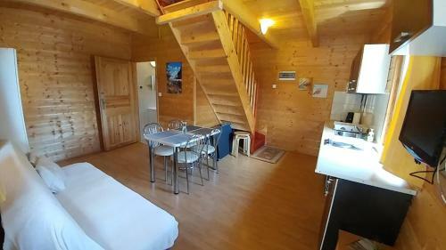 Lodge Domki Rainers