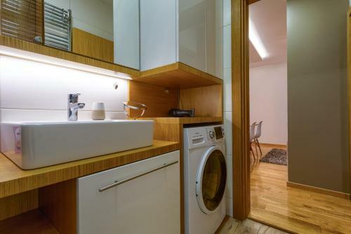 Dejana Apartment