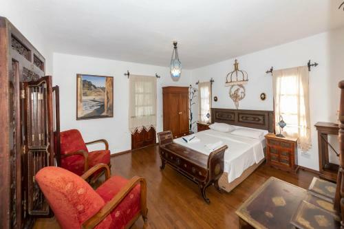 Charming Villa With Pool And Garden Surrounded By Nature In Bodrum