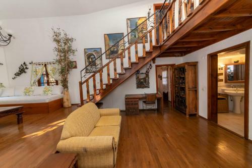 Charming Villa With Pool And Garden Surrounded By Nature In Bodrum