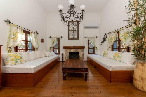 Charming Villa With Pool And Garden Surrounded By Nature In Bodrum