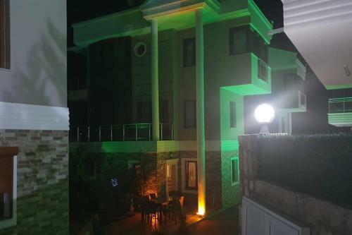 Villa Pandemi de Karaburun ... Sa?l?kl? G�nlere....