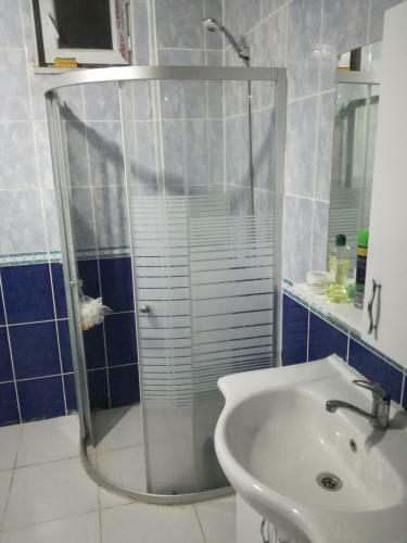 Haci Nevruz Apartlar?