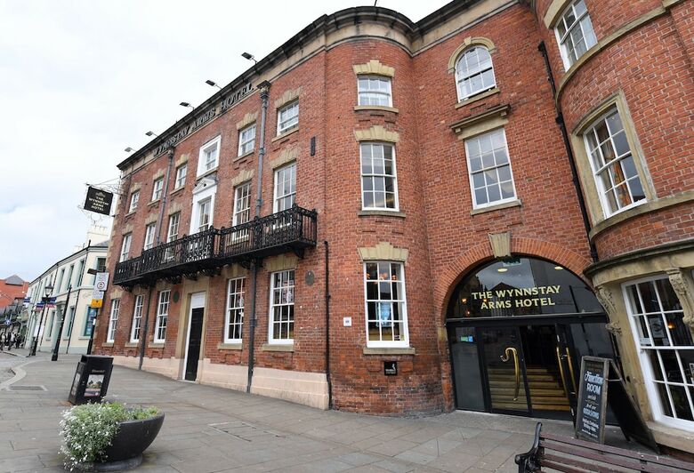 Posada The Wynnstay Arms Hotel By Marston's Inns
