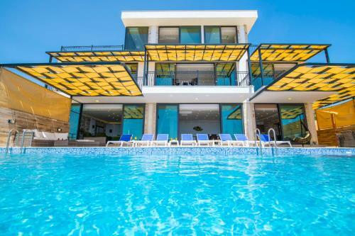 Villa Mona Roza, Kalkan