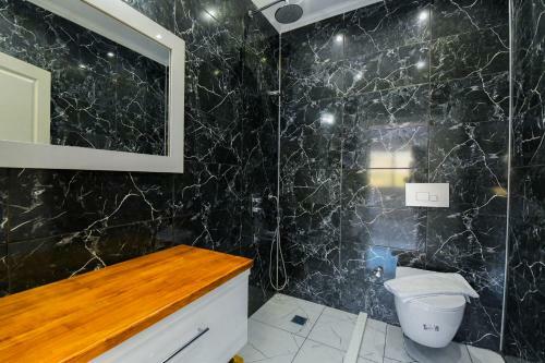 Harika Deniz Ve Do?a Manzaral? Villa Mert