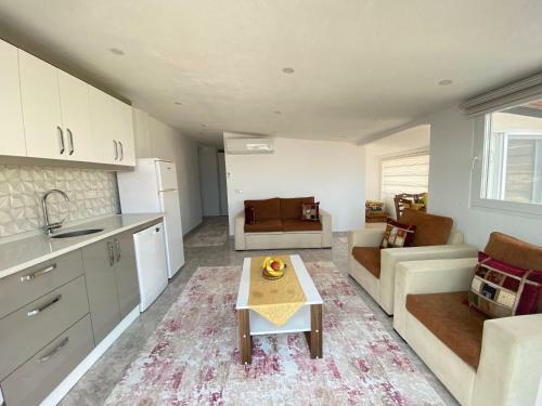 �i�ek Apart