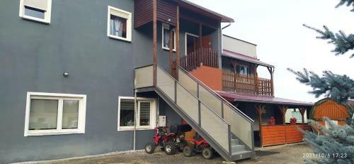 4U Hostel