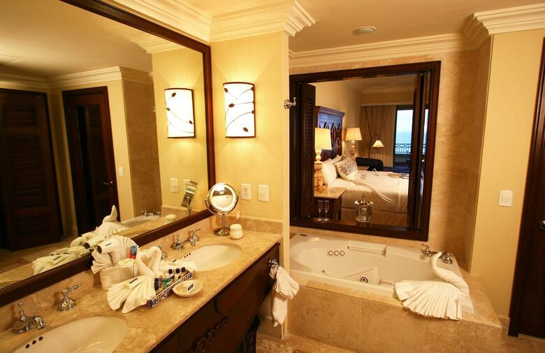 Hotel Pueblo Bonito Sunset Beach Resort & Spa