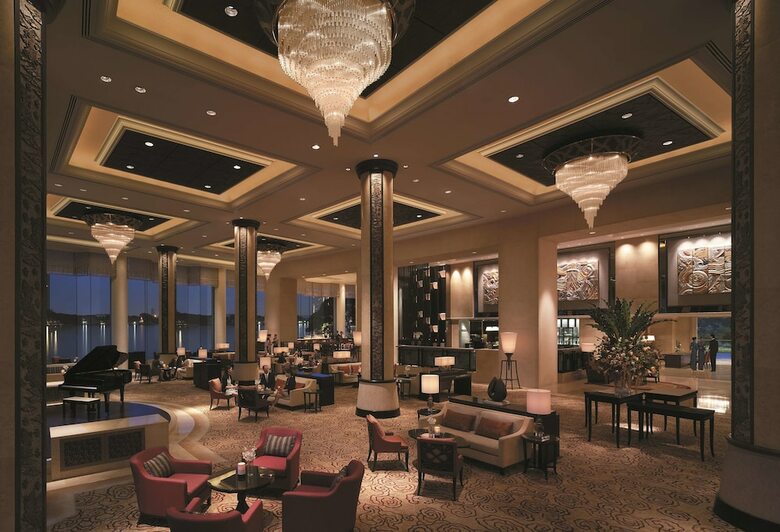 Hotel Shangri-la Bangkok