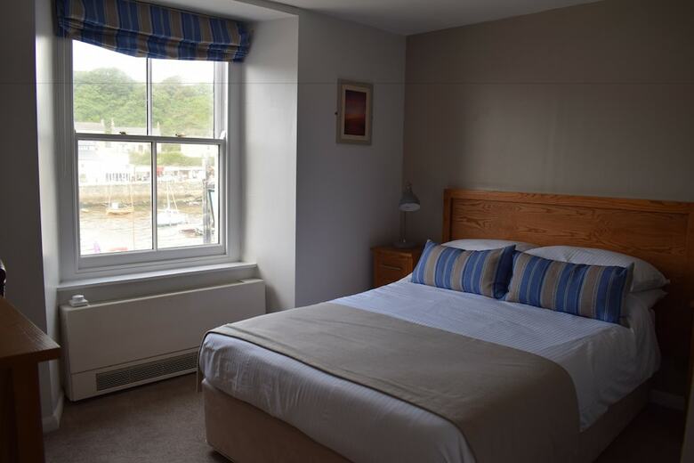 Posada Harbour Inn