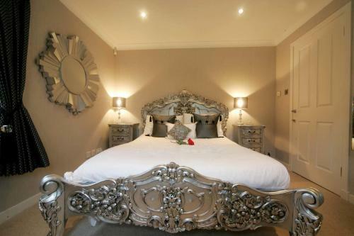 Ayrs And Graces - Luxury Bed And Breakfast