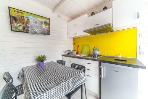 Lodge Domki Kaper Karwia