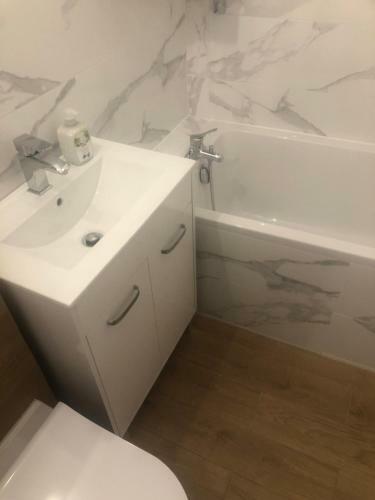 Przytulny Apartament Z Balkonem