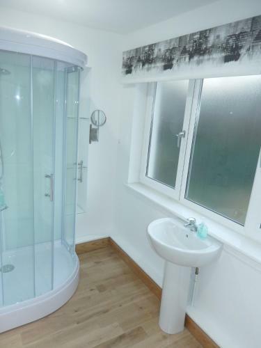 Hostal Acer Guest House