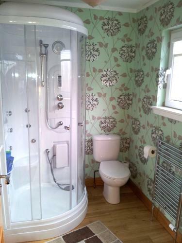 Hostal Acer Guest House