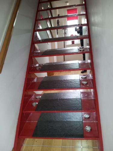Hostal Acer Guest House