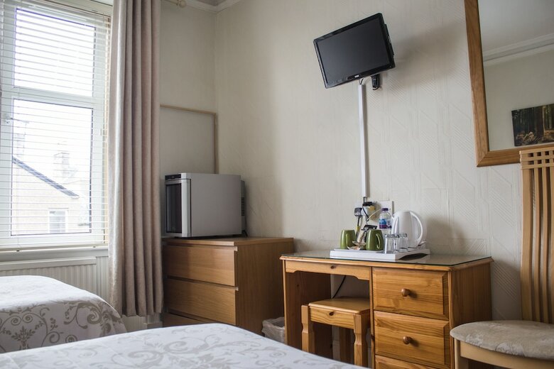 Hostal Hazeldene Guest House