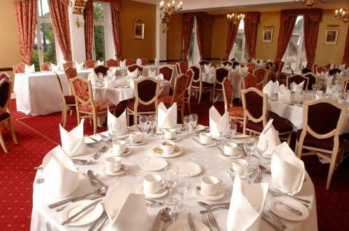 The Royal George Hotel