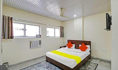 Fabhotel Karma