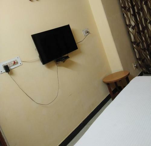 Shubh Hotel By Wb Inn, Kanpur
