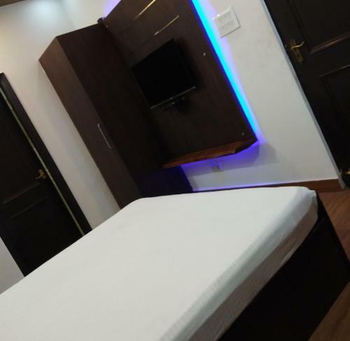 Shubh Hotel By Wb Inn, Kanpur
